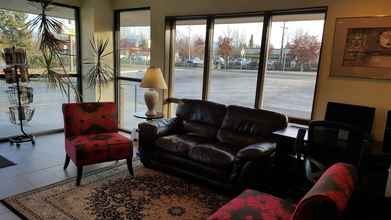 Lobby 4 Americas Best Value Inn & Suites Anchorage Airport