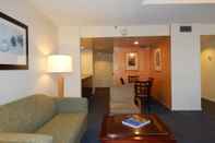 Common Space Comfort Inn & Suites Downtown Brickell - Port of Miami