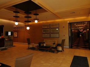 Lobby 4 Wyndham Garden Greensboro