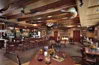 Bar, Cafe and Lounge Paso Robles Inn