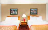 Bedroom 2 Hawthorn Suites by Wyndham Albuquerque
