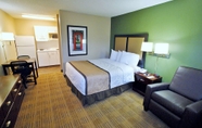 ห้องนอน 5 Extended Stay America Suites Greensboro Big Tree Way