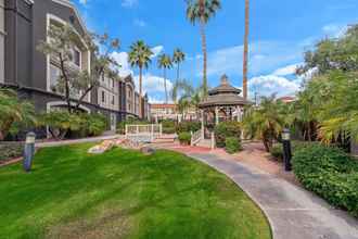 Exterior 4 La Quinta Inn & Suites by Wyndham Phoenix Scottsdale