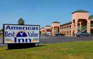 Luar Bangunan 2 Americas Best Value Inn AT&T Center