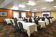 Ruangan Fungsional Crystal Inn Hotel & Suites Salt Lake City