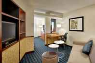 Common Space Fairfield Inn & Suites by Marriott Salt Lake City Airport