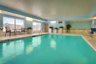 Swimming Pool Fairfield Inn & Suites by Marriott Salt Lake City Airport