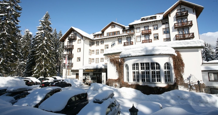 Exterior Sunstar Hotel Flims