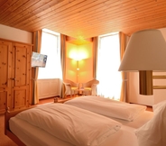 Bedroom 6 Sunstar Hotel Flims