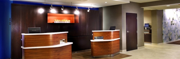 Sảnh chờ Courtyard by Marriott Columbus Airport