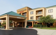 Exterior 4 Courtyard by Marriott Columbus Airport