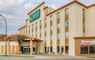 Exterior 2 Quality Inn and Suites Winnipeg