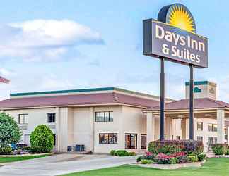 Bangunan 2 Days Inn by Wyndham Oklahoma City