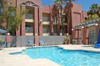 Kolam Renang Extended Stay America Suites Las Vegas Valley View