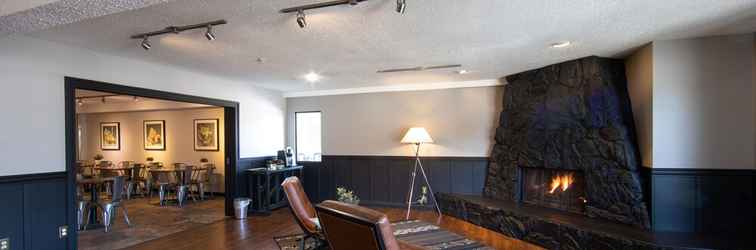 Lobby SureStay Hotel by Best Western Castlegar