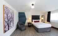Bedroom 2 SureStay Hotel by Best Western Castlegar