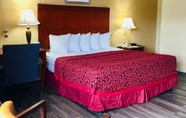 Bilik Tidur 4 Days Inn by Wyndham Orlando Downtown