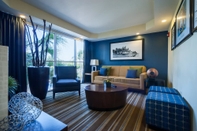 Common Space Courtyard by Marriott Key Largo