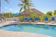 Swimming Pool Courtyard by Marriott Key Largo