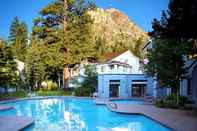 Swimming Pool Palisades Tahoe Lodge
