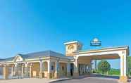 Exterior 3 Days Inn & Suites by Wyndham Osceola AR