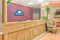 Lobby Days Inn & Suites by Wyndham Osceola AR