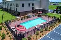 Kolam Renang Hampton Inn Blytheville