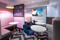 Bar, Cafe and Lounge Hampton Inn Denver-International Airport