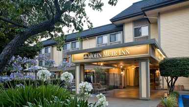 Luar Bangunan 4 Best Western John Muir Inn