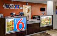 Lobi 2 Motel 6 Greensboro, NC - Airport