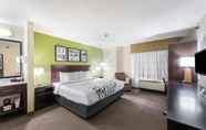 Bedroom 7 Sleep Inn - Naperville