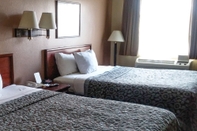 Bedroom Days Inn by Wyndham Collinsville/St. Louis