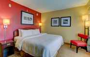 Bedroom 7 Courtyard by Marriott Paducah