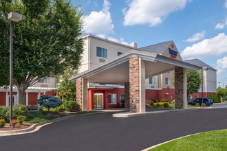 Exterior 4 Fairfield Inn & Suites by Marriott Frederick