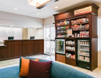 Lobby 2 Fairfield Inn By Marriott Kansas City Airport