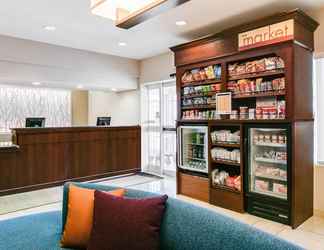 Sảnh chờ 2 Fairfield Inn By Marriott Kansas City Airport