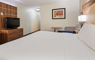 Kamar Tidur 7 Best Western Plus Kansas City Airport-KCI East