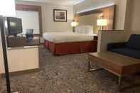 Bedroom Best Western Plus Kansas City Airport-KCI East