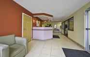 Lobi 5 Americas Best Value Inn East Syracuse