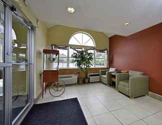 Lobi 2 Americas Best Value Inn East Syracuse