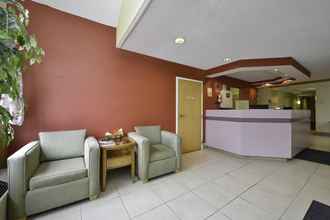 Lobi 4 Americas Best Value Inn East Syracuse