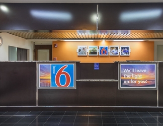 ล็อบบี้ 2 Motel 6 Decatur, GA