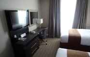 Kamar Tidur 4 Ramada by Wyndham Ottawa On The Rideau