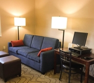 Common Space 6 Comfort Inn