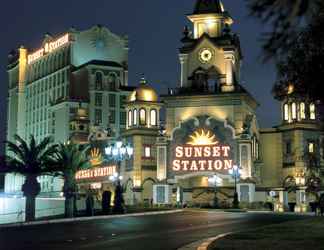Exterior 2 Sunset Station Hotel & Casino