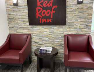 Lobby 2 Red Roof Inn Weedsport