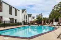 Swimming Pool Comfort Inn Pinehurst