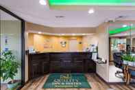 Lobi Quality Inn & Suites Rockingham