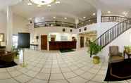 Lobby 3 Days Inn & Suites by Wyndham Hickory