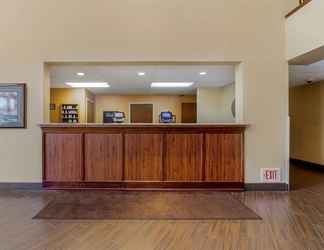 Lobby 2 Comfort Inn Bismarck